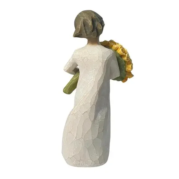 Willow Tree Figurine - Girl Holding Yellow Roses Demdaco 2015 Susan Lordi - Picture 2 of 4